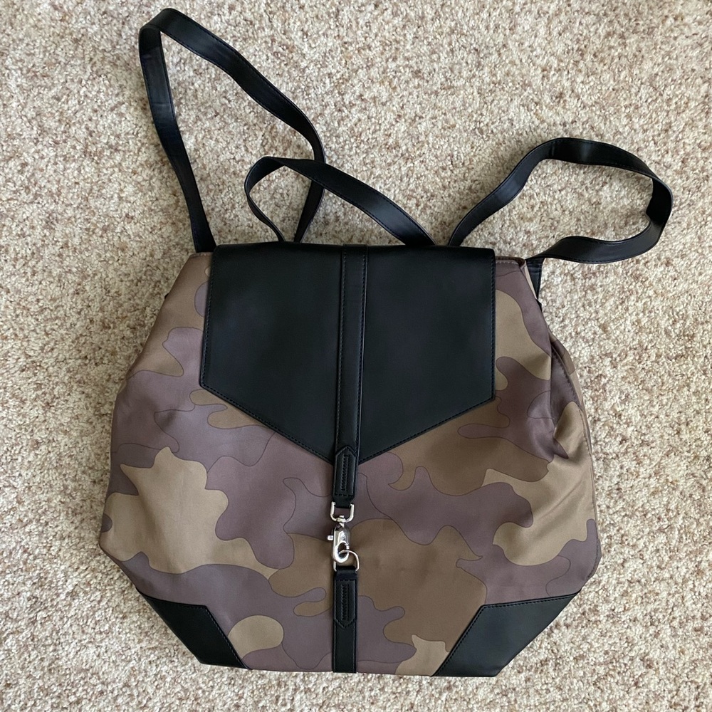 Stella & Dot Ava Camo Backpack